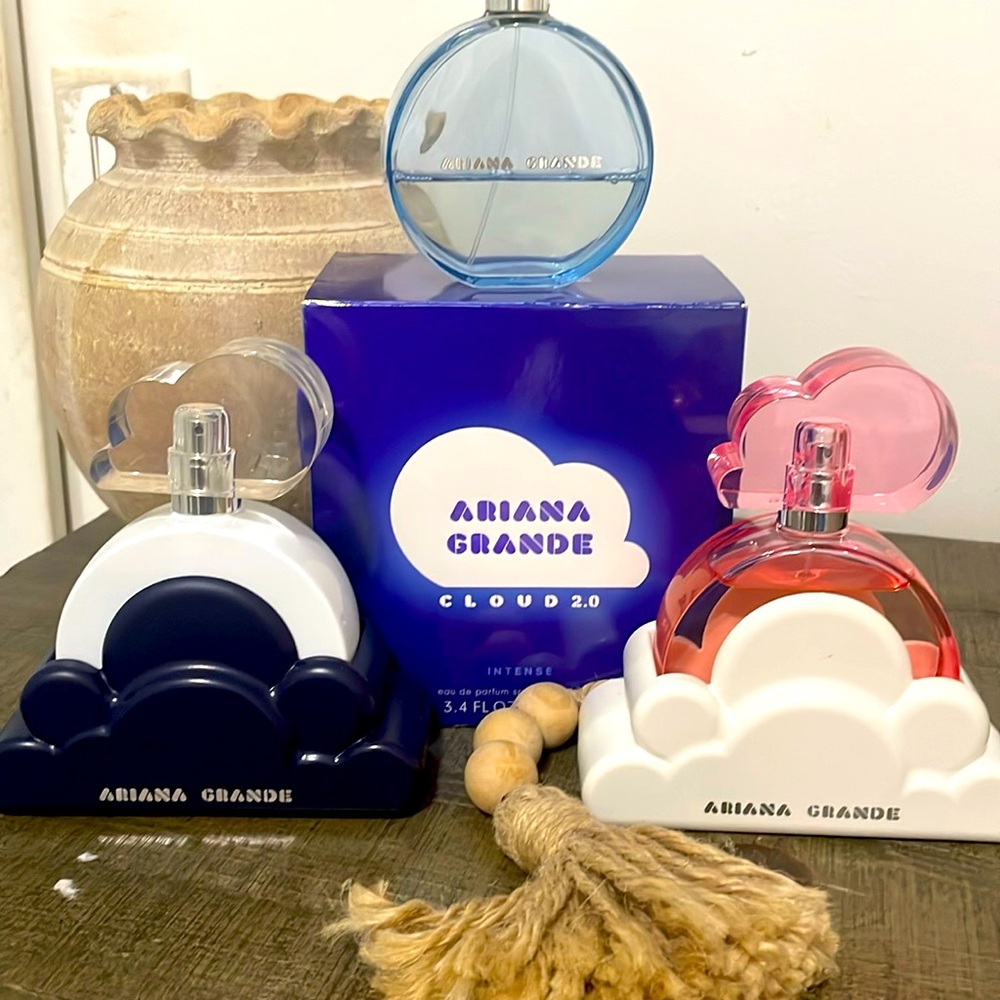 3 Ariana grande perfumes